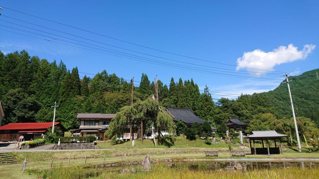 むかしの暮らし体験 1日二組 古民家の宿 みのり家 Takayama  Buitenkant foto