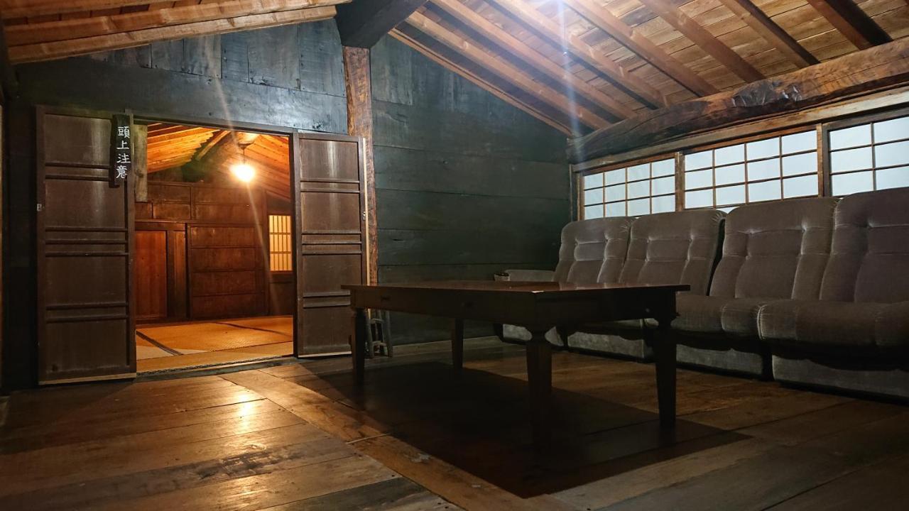 むかしの暮らし体験 1日二組 古民家の宿 みのり家 Takayama  Buitenkant foto