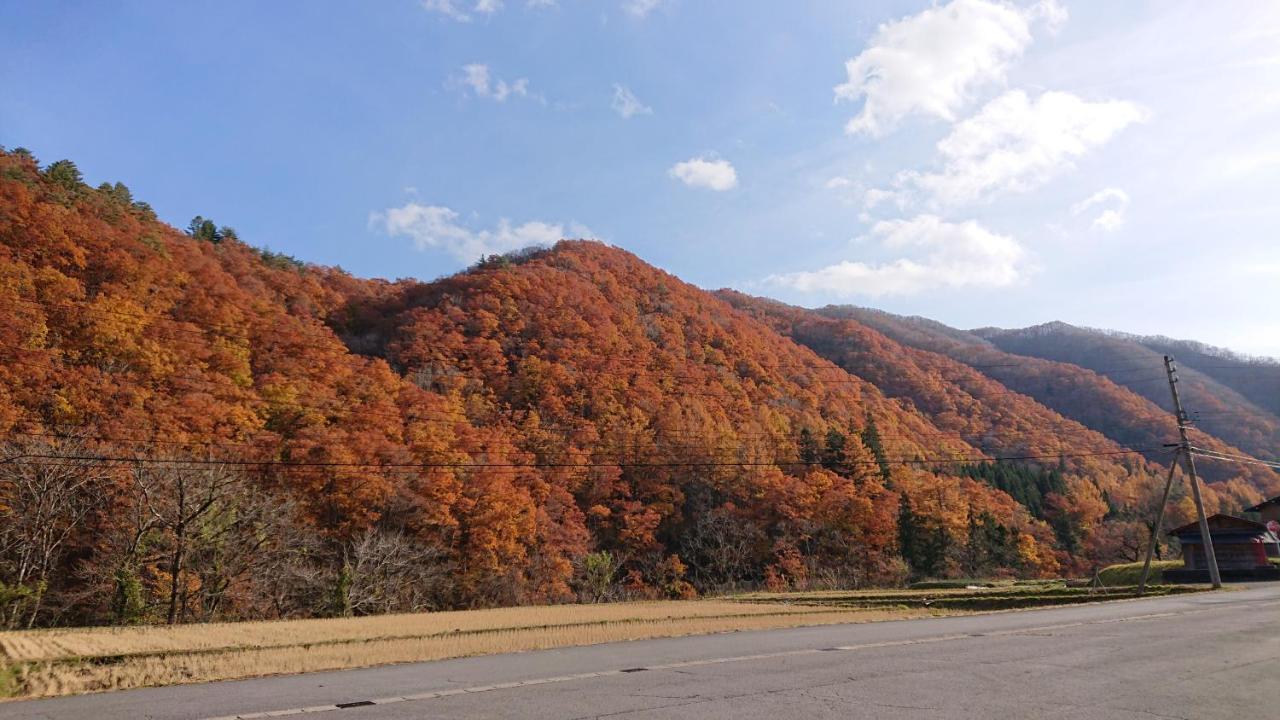 むかしの暮らし体験 1日二組 古民家の宿 みのり家 Takayama  Buitenkant foto
