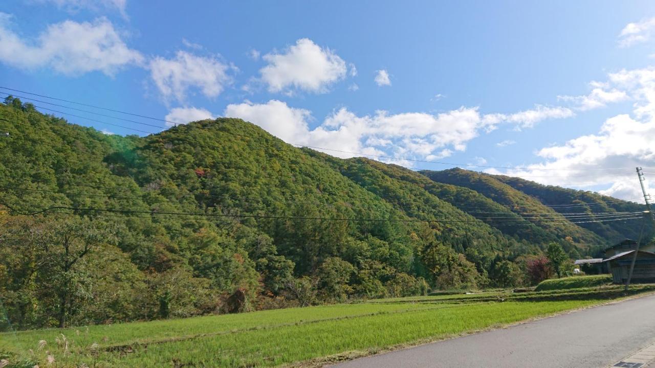 むかしの暮らし体験 1日二組 古民家の宿 みのり家 Takayama  Buitenkant foto