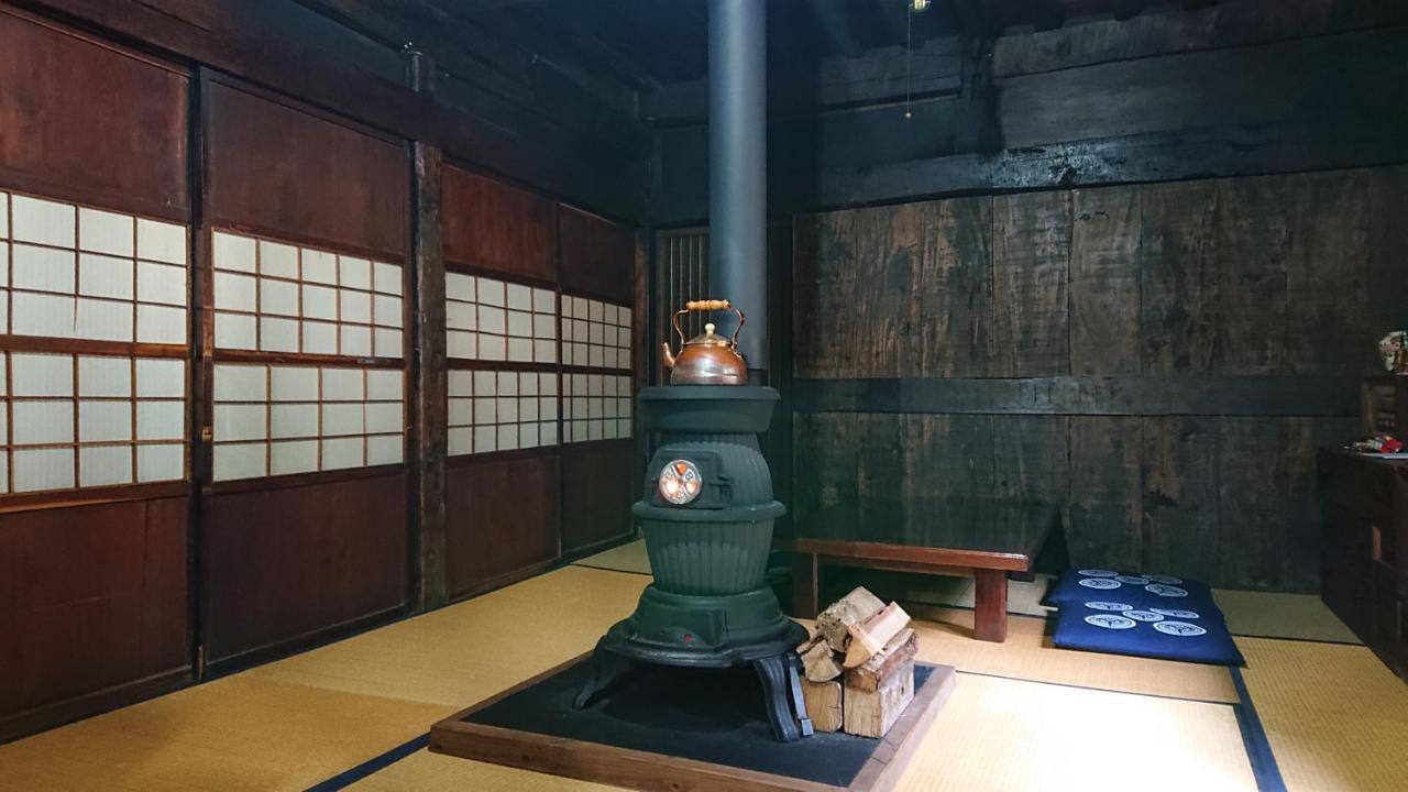 むかしの暮らし体験 1日二組 古民家の宿 みのり家 Takayama  Buitenkant foto